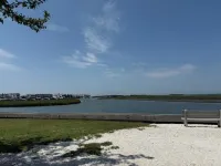 Charming 3-bedroom townhome 2 blocks from ocean and bay, in town of Stone Harbor Hotels in Stone Harbor