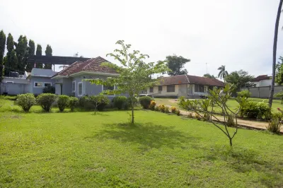 Masaki Seaside Charm: Spacious Hideaway 음부다야 섬 주변 호텔