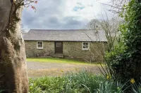 Charming barn in scenic Lamorna valley