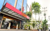 Hotel S3 Setrasari Bandung