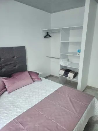 Apartment with very good location, to move around Pereira and Dosquebradas. Отели в г. Доскебрадас