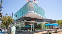 Elegant & Charming 2BR/2BA Apartment
