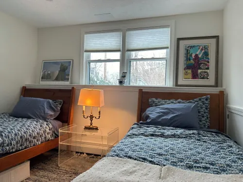 Completely renovated 1-bedroom in the heart of Concord Center. 康科德住宿飯店