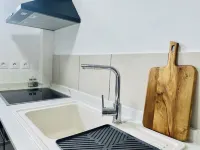 Bahia Garden- Bright, central, patio