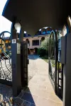 Prestigious 70sqm near Milan/Rho fiera/Airport Hotels in Legnano