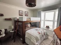 Resort Condo NEXT to Ski Run w/ Pool & Hot tub! Hotels in Brian Head