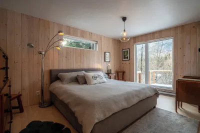 P'tit Plateau|Valley Bras du Nord|Vu|Sauna|River|Fire Place|EV Charger|Bike|SUP Église Saint-Joseph-de-Deschambault 주변 호텔