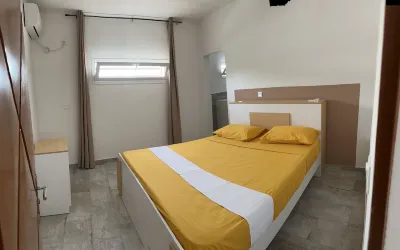 Théa, 3 bedrooms with all comforts Heated swimming pool Отели в г. 