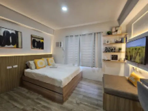 Family studio in the heart of the city that can accomodate 4