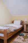 Beautiful cozy apartmant with 2 bedrooms, living room, free parking and wifi Hotels in 