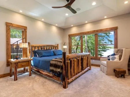 Spacious 3-bedroom house on charming Nisswa Lake