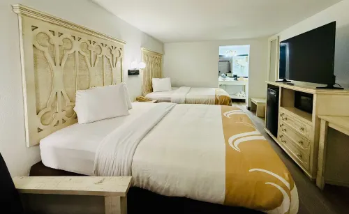 Rodeway Inn Hotels in Llano