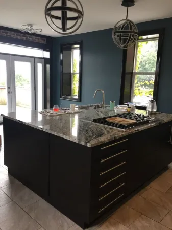 Spacious 5-bedroom house in marvelous Saint John with WiFi Отели рядом с достопримечательностью «Reed's Point Lighthouse»