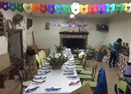 El Monterón Cave (Casa Mari Apartment) with capacity for 6 people Отели в г. Comarca de Baza