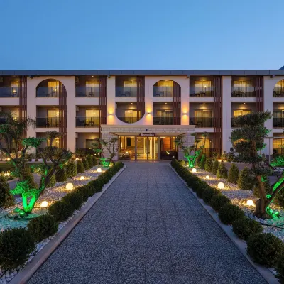 Monk Resort Hotel Hotels near شاطئ بالديبي (Beldibi Beach)