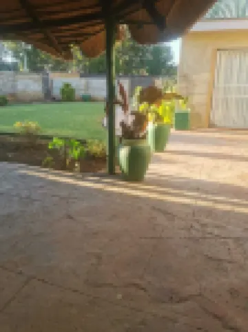 0787391431 Golden Gate Guest House In Mafikeng Hoteles en Mafikeng