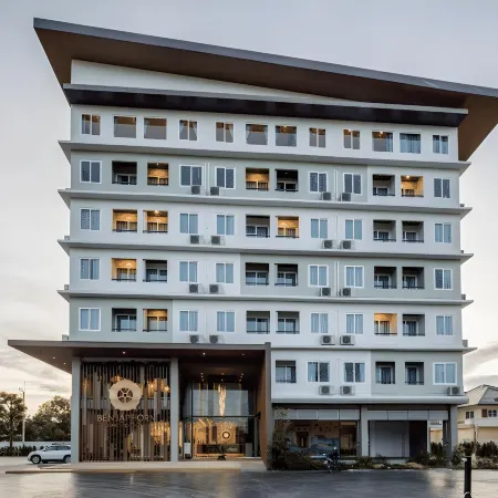 Benjaphorn Grandview Hotel