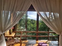 Amanecer Amazonico - Rustic cabin with Amazon rainforest view Patate Canton 호텔