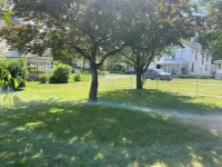 Victorian Townhome with Fenced Yard, Walkable area Các khách sạn ở Dubois