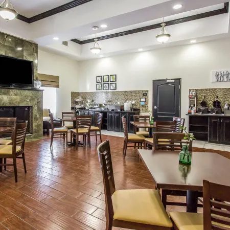 Sleep Inn & Suites West Medical Center