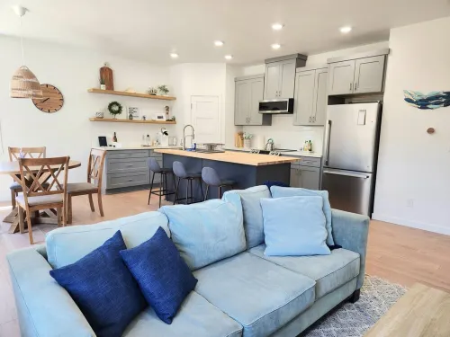 New Modern Ocean Highlands House