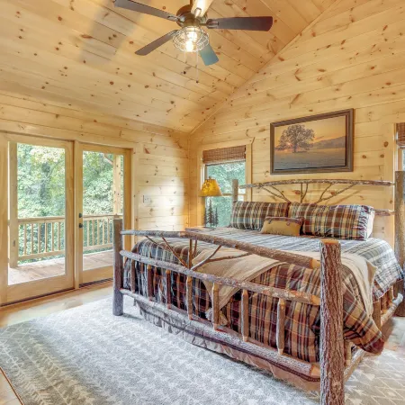 Cabin Near Blue Ridge w/ Fire Pit & Large Deck