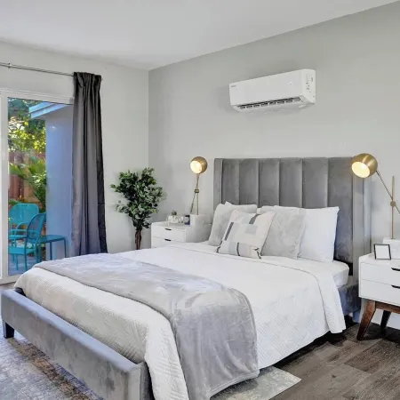 Pelican by Stay Hospitality