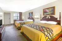 Super 8 by Wyndham Cabot Hotels in Beebe