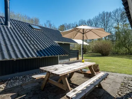 "Snefrid" - 12km from the Sea Отели в г. Варде