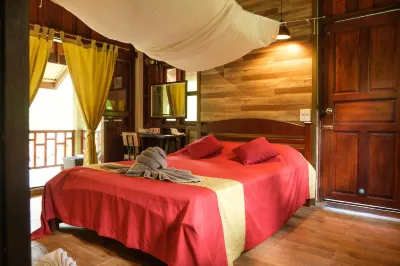 Joy Bungalow Resort and Restaurant Hotels near Koh Pu