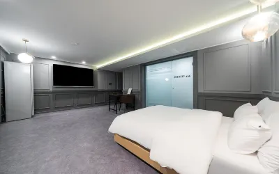 Suwon Ingyedong HOTEL 166 Hotels near Suwon