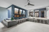 La Buena Vida Inn