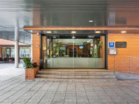 Sercotel de Los Reyes サン・セバスティアン・デ・ロス・レイエスのホテル