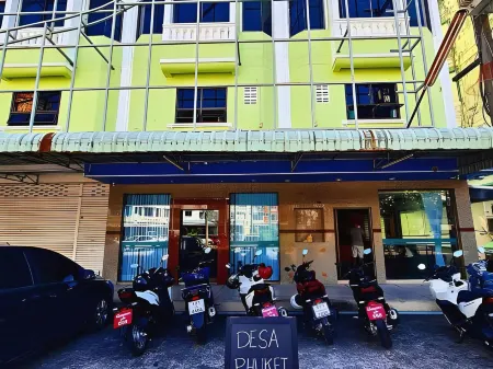 Desa Phuket Отели рядом с достопримечательностью «Villa Sawarin»