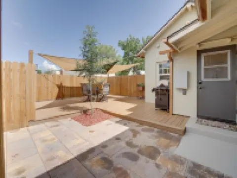 Less Than 1 Mi to Dtwn Home with Deck in Clarkdale! Hotels in Clarkdale