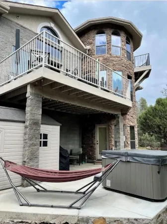 Forest Home-Panoramic Pine Views/Arcade/Spa/Games