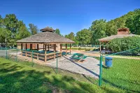 Eclectic Ranger Home w/ Mtn Views + Hot Tub! - 3-Star