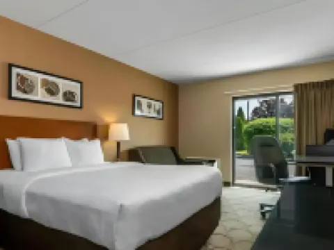 Comfort Inn Hotels in Orillia