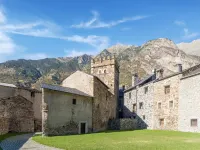 Stone Chalet near Benasque and Scenic Lake