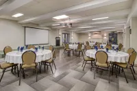 Dannys Hotel Suites, SureStay Collection by Best Western Hotel a Bathurst