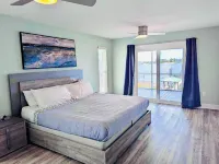 Blackwater Bay Bungalow - Pet friendly waterfront home!