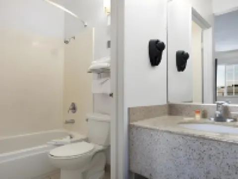 Days Inn by Wyndham Turlock Hotels in Turlock