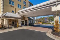 Comfort Inn & Suites Near Six Flags Hotels in Lithia Springs