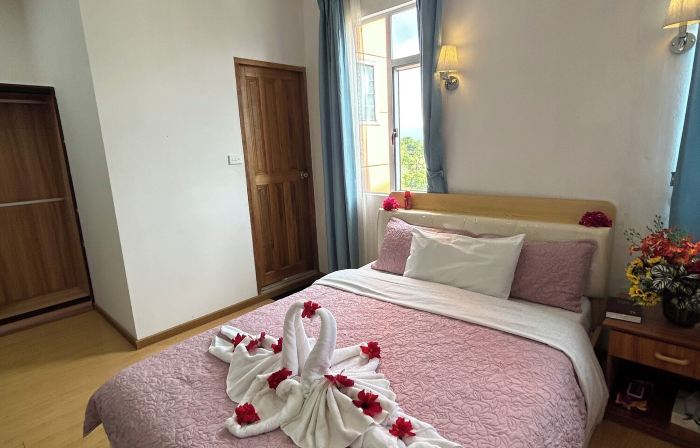 TR Apartments