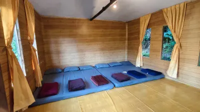 Nuansa Riung Gunung Hotels in Pulosari