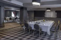 Eglinton Arms Hotel, BW Premier Collection by Best Western - parking