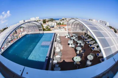 AZ Hôtels Vieux Kouba فنادق في 