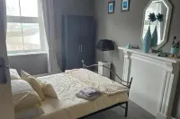 Seaview 2 Double Bed Apartment 2nd Floor - 2-Star