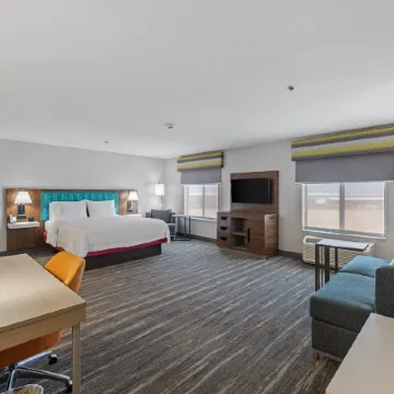 Hampton Inn & Suites Madera