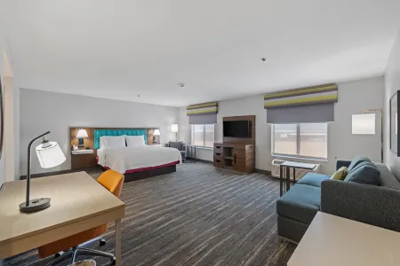 Hampton Inn & Suites Madera Отели в г. Чоучилла
